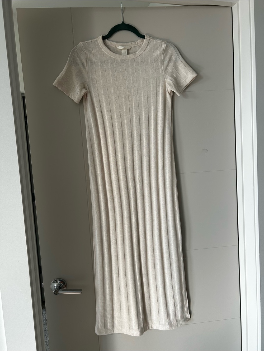 H&M Cream Ribbed Short-Sleeve Maxi Dress